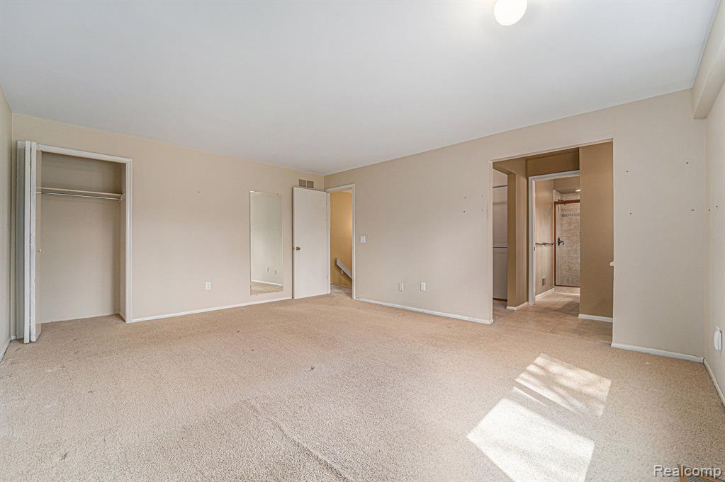 8165 Holcomb Road, Clarkston, MI 48348 — Photo 21