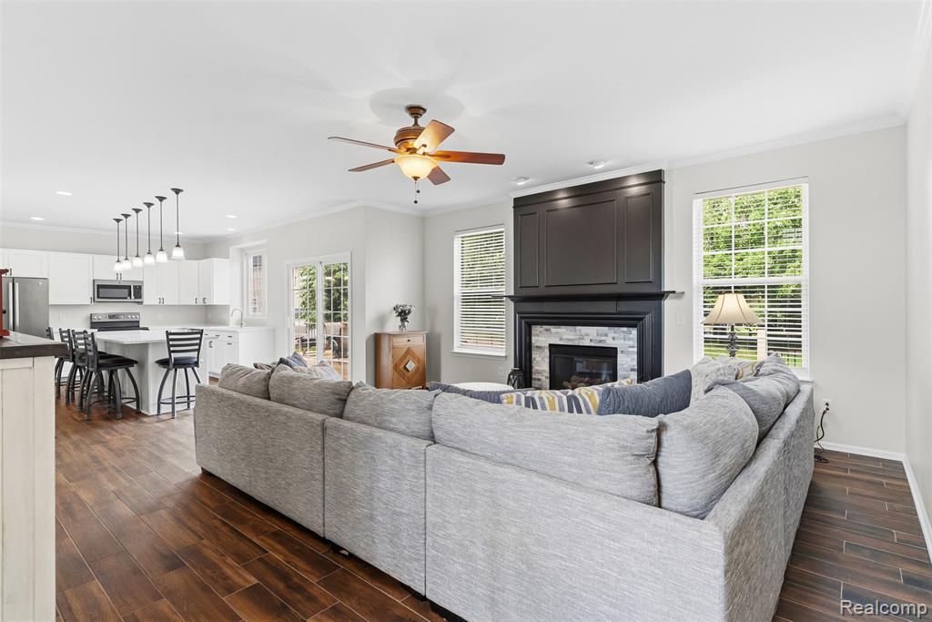 6323 Moonstone Drive, Grand Blanc, MI 48439 — Photo 18