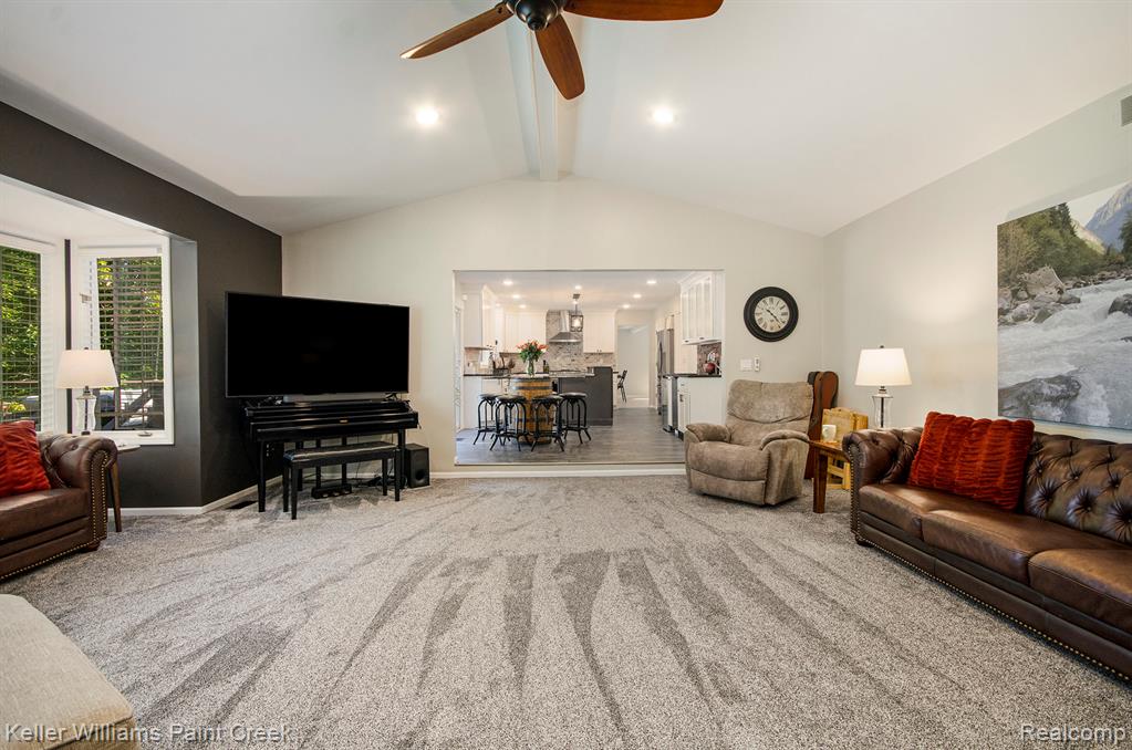 850 Box Canyon Court, Rochester Hills, MI 48309 — Photo 18