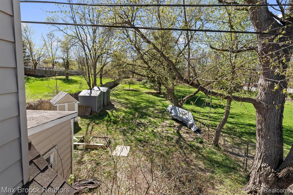 2375 Lakeside Drive, Highland, MI 48356 — Photo 45