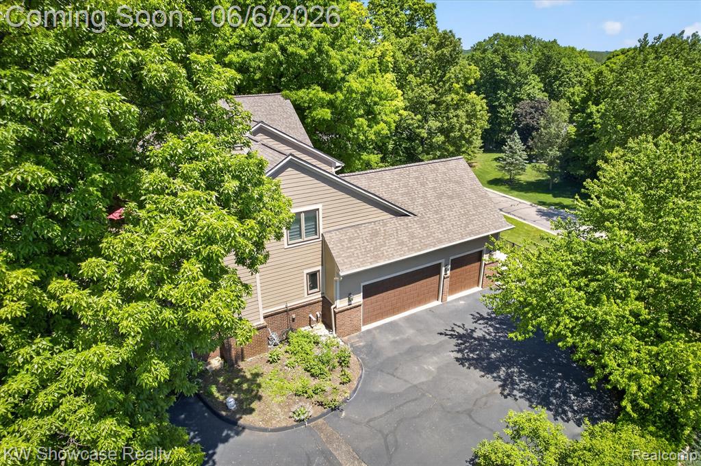 6220 Whispering Meadows Drive, White Lake, MI 48383 — Photo 49
