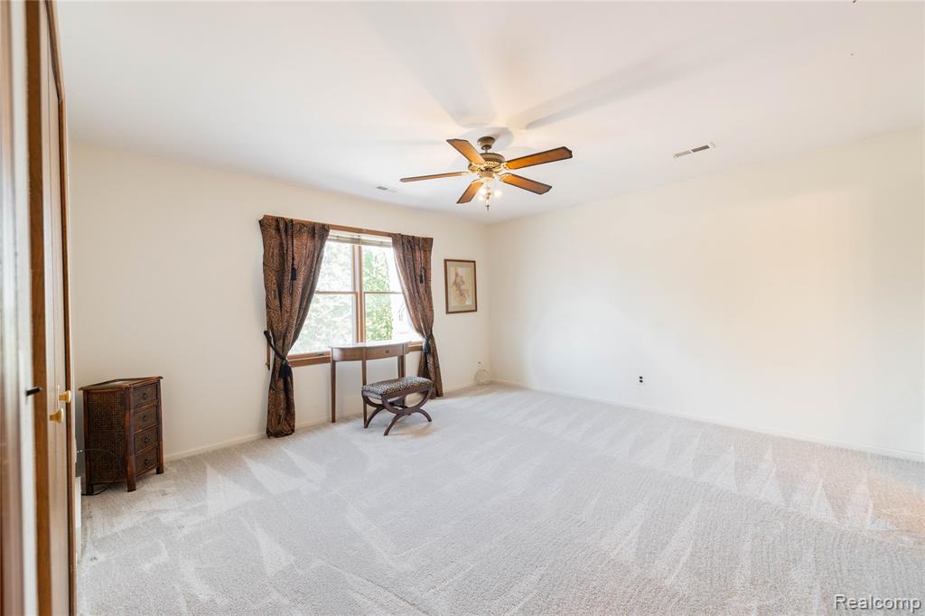 8597 Mathias Drive, 43, Grosse Ile, MI 48138 — Photo 14