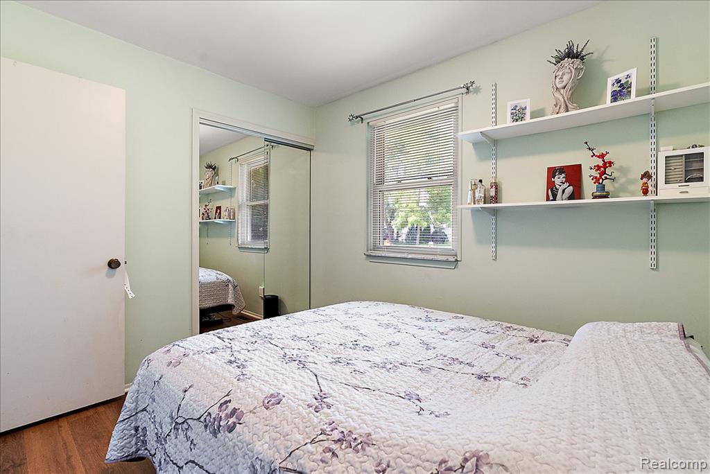 5242 Mansfield Avenue, Sterling Heights, MI 48310 — Photo 24