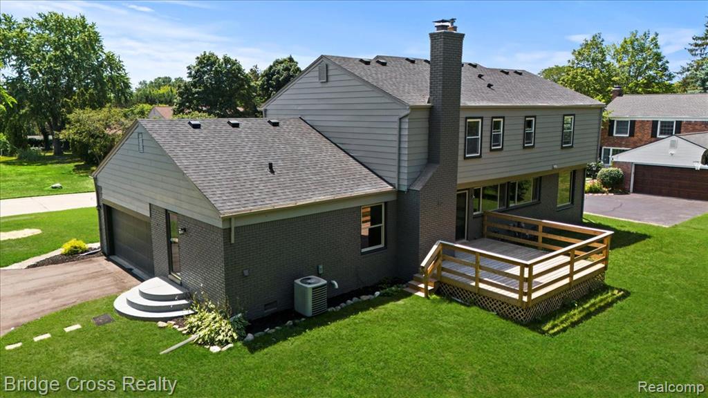 655 S Spinningwheel Lane, Bloomfield Hills, MI 48304 — Photo 40