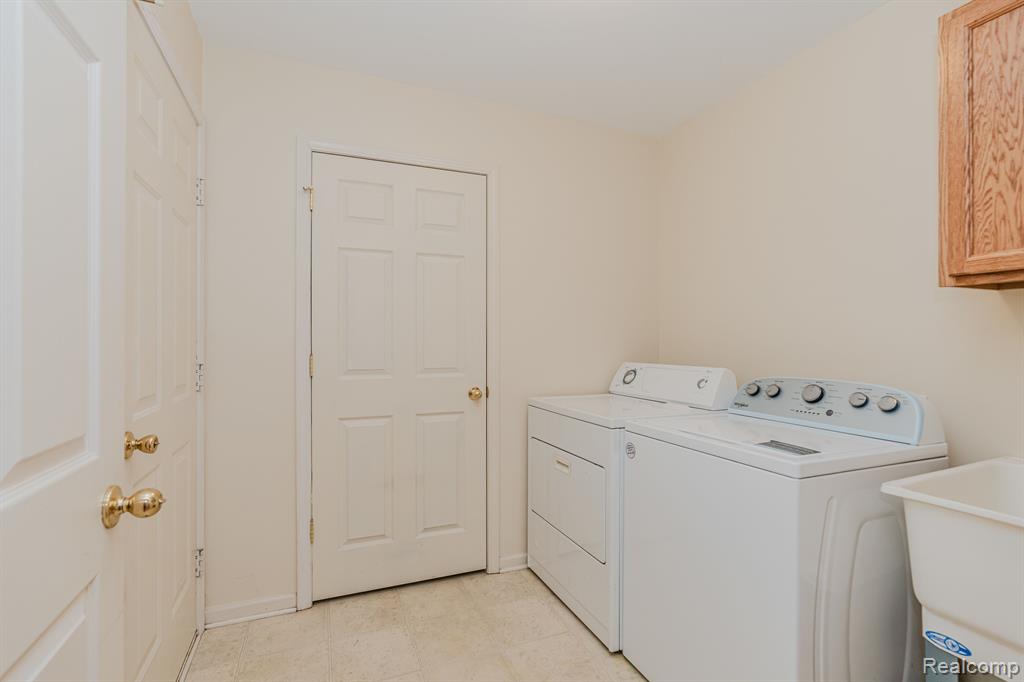 1853 Wexford Circle, Ypsilanti, MI 48198 — Photo 18