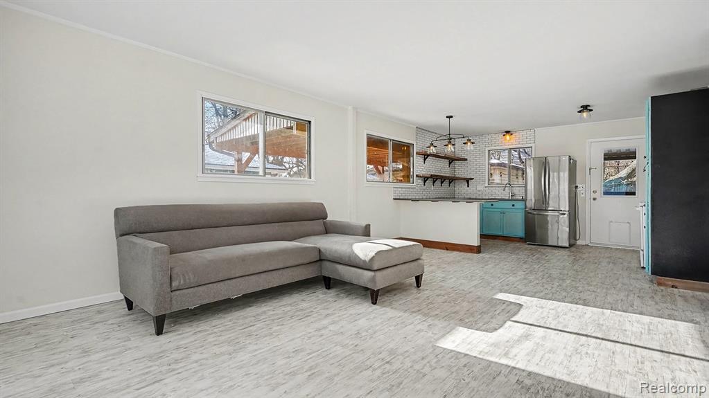 913 Pomona Road, Ann Arbor, MI 48103 — Photo 9