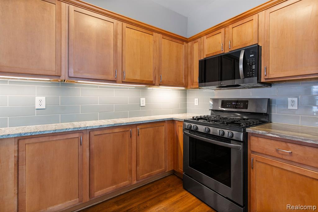 50444 THEODORE Lane, Chesterfield, MI — Photo 9