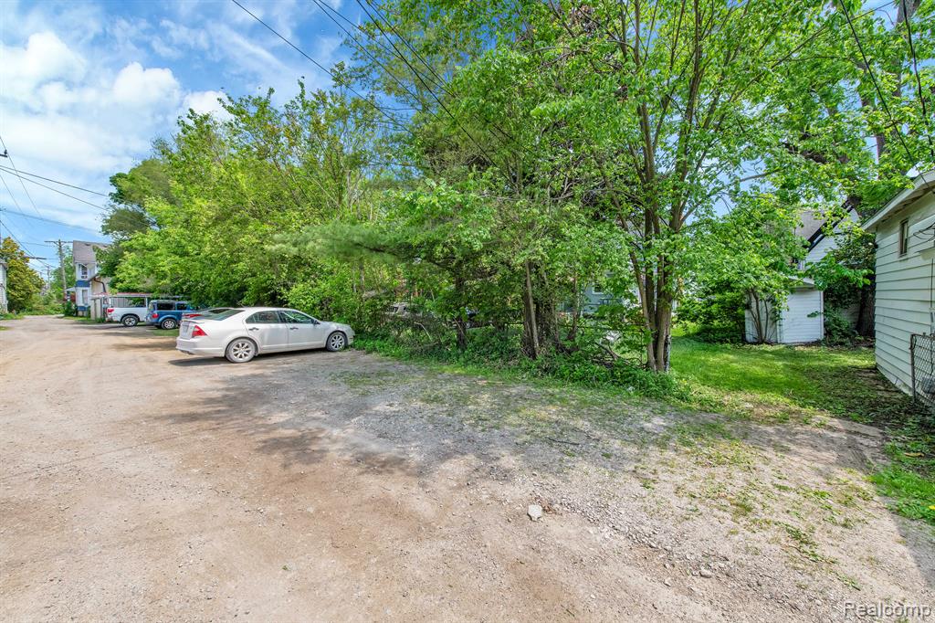 304 EMMET Street, Ypsilanti, MI 48197 — Photo 32