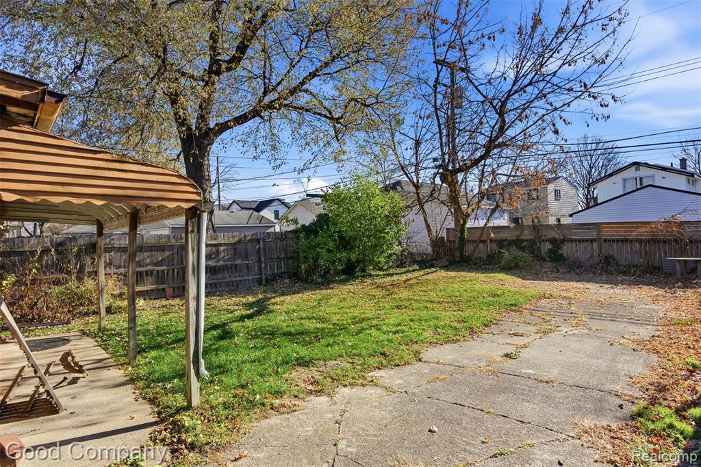 1308 E Lincoln Street - Photo 4