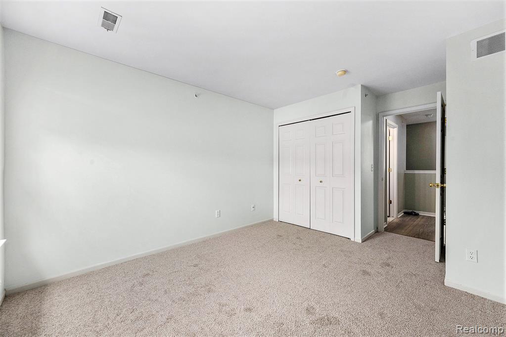 30204 Chantel Drive, Commerce Twp, MI 48390 — Photo 13