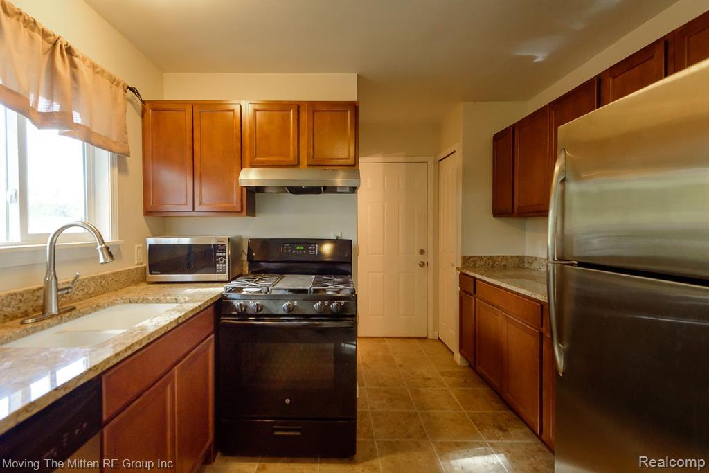 43654 CROWLEY Road, Van Buren, MI 48111 — Photo 14