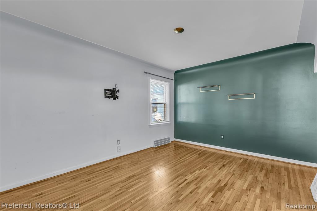 9624 Columbia, Redford, MI 48239 — Photo 8