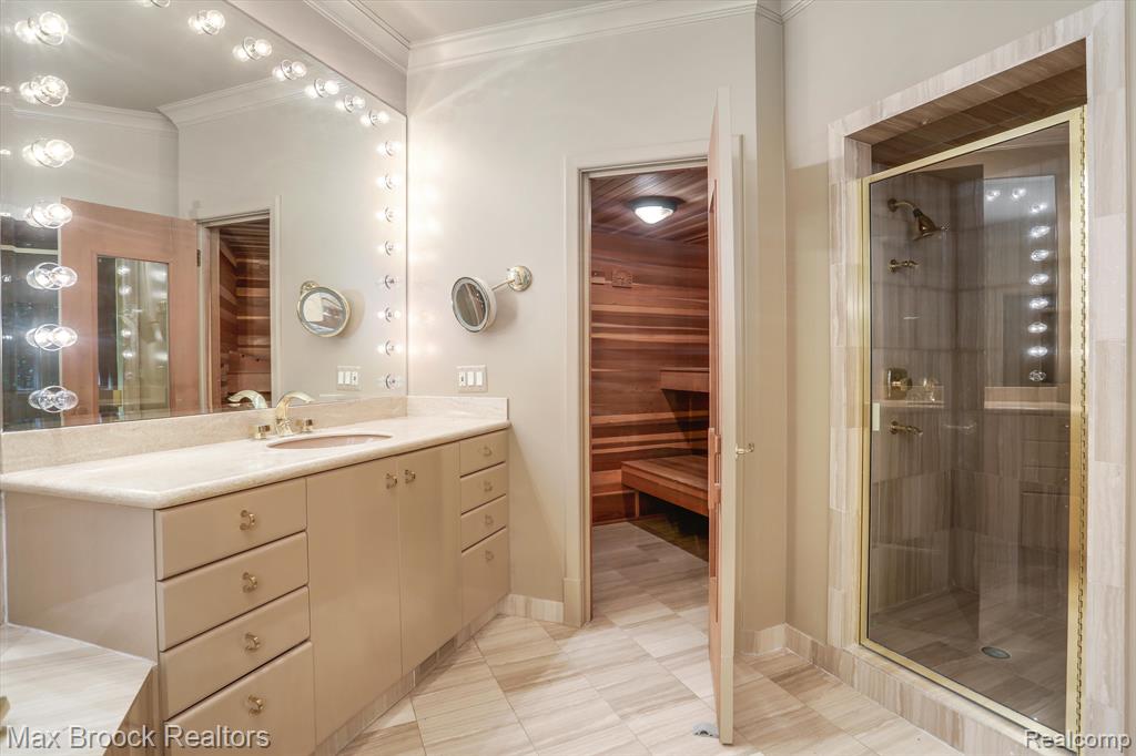 4366 KAREN Lane, Bloomfield Hills, MI 48302 — Photo 44