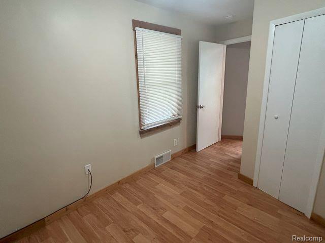 9151 CHAUMONT Drive, Commerce Twp, MI 48382 — Photo 11