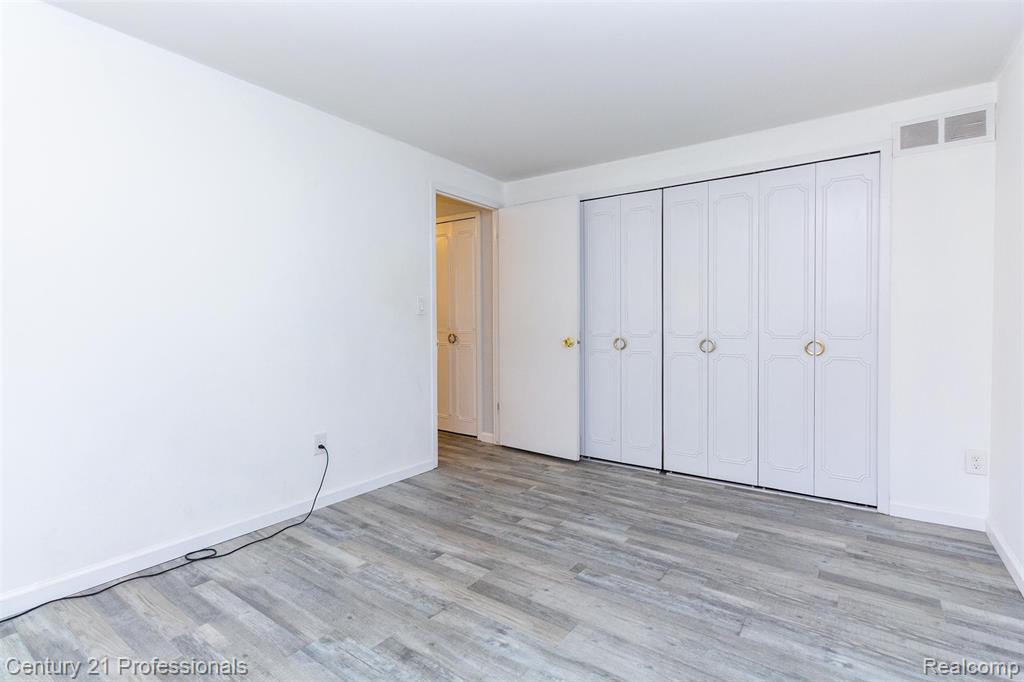 1658 Brentwood Drive, Troy, MI 48098 — Photo 19