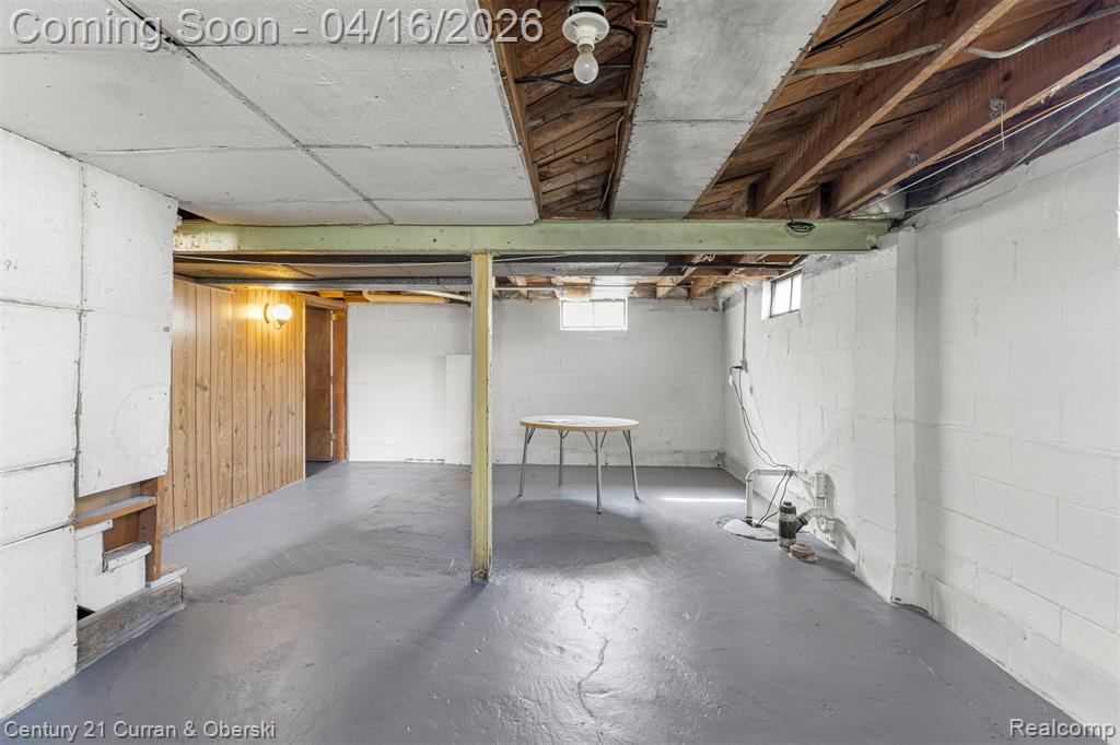 866 Clinton Street, Wyandotte, MI 48192 — Photo 33