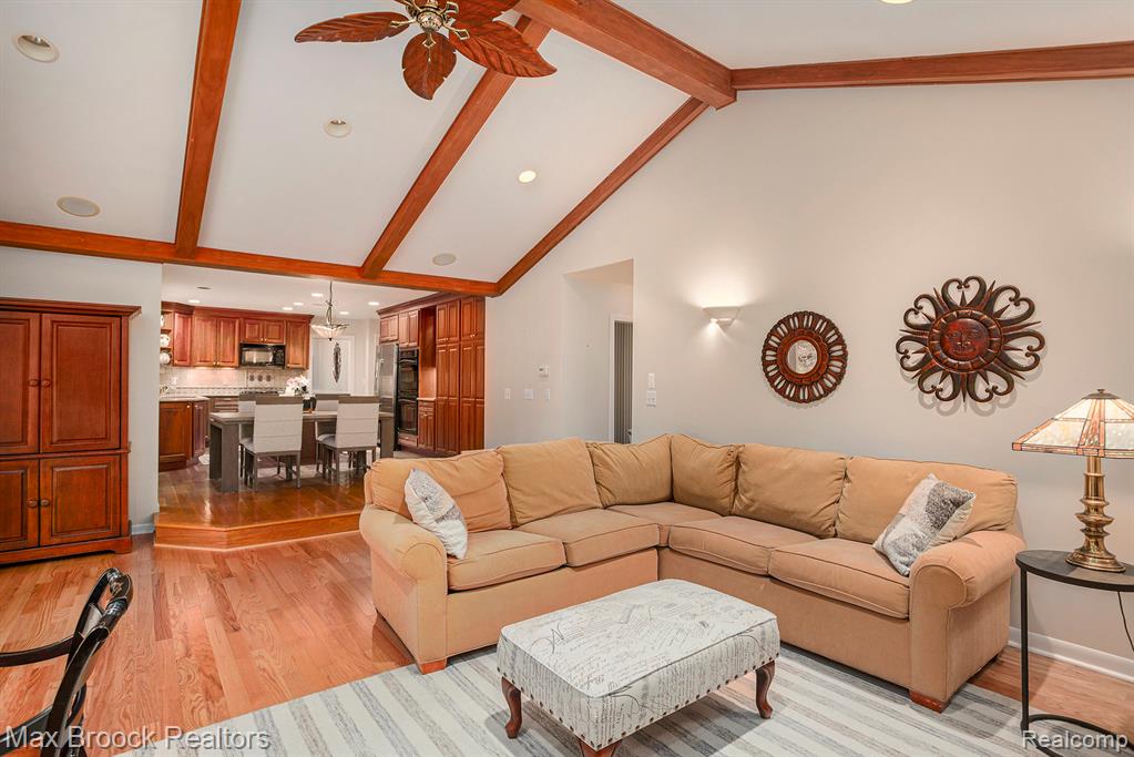 32533 Robinhood Drive, Beverly Hills, MI 48025 — Photo 19