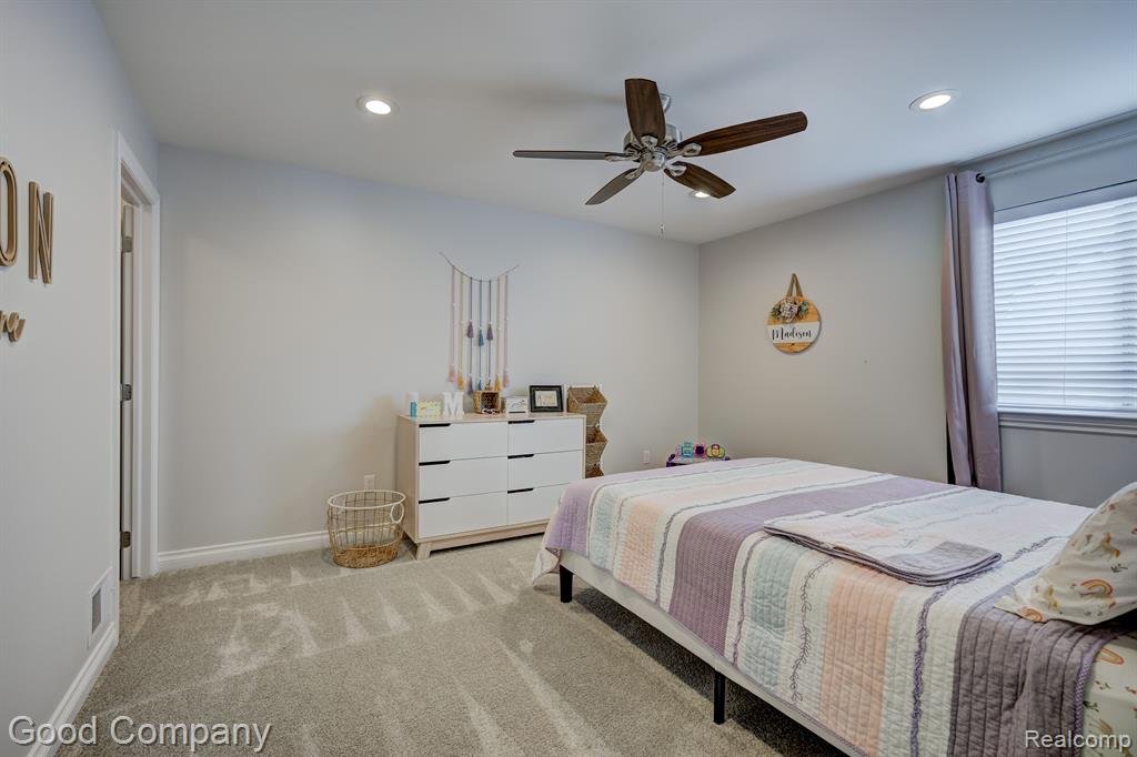 55575 HOGAN Drive, Macomb, MI 48042 — Photo 46