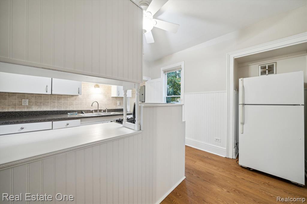 95 N WASHINGTON Street, Oxford, MI 48371 — Photo 14
