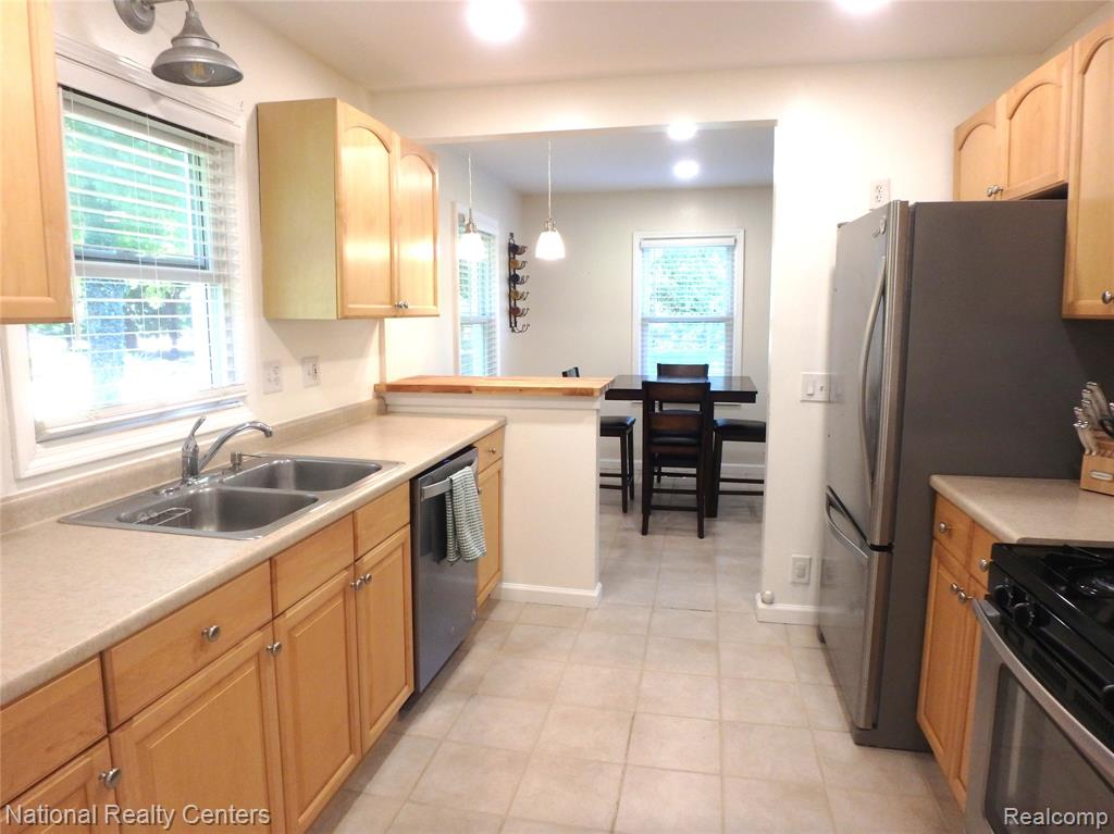88 N Baldwin Road, Oxford, MI 48371 — Photo 4