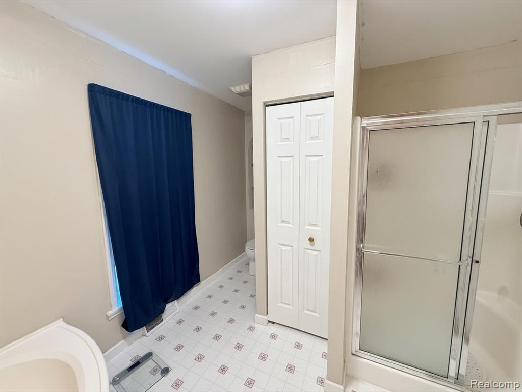 8205 Harrow Court, Northville, MI 48167 — Photo 8