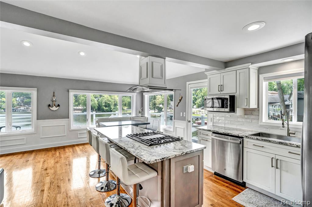 533 Bellevue Avenue, Lake Orion, MI 48362 — Photo 29