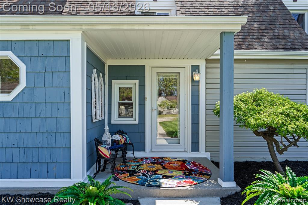 4693 Forest Avenue, Waterford, MI 48328 — Photo 11