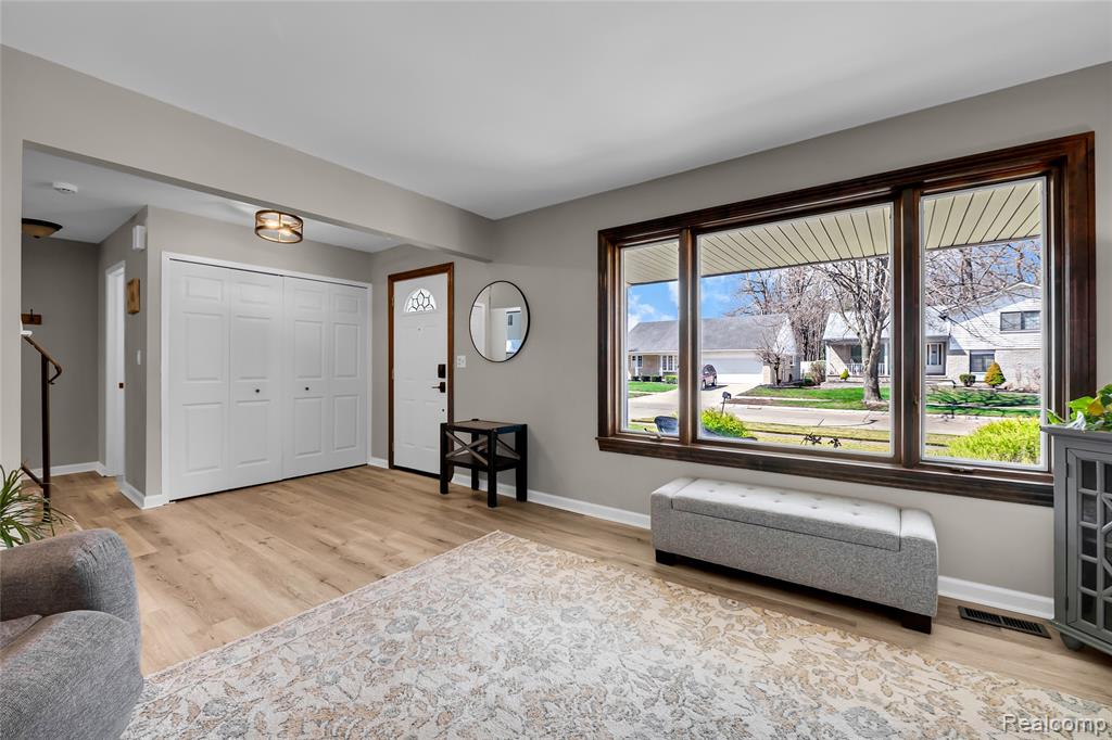 9447 Continental Drive, Taylor, MI 48180 — Photo 7