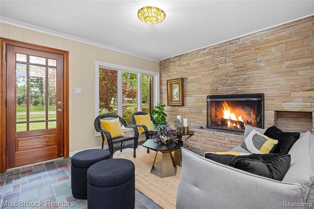 18341 Warwick Street W, Beverly Hills, MI 48025 — Photo 30