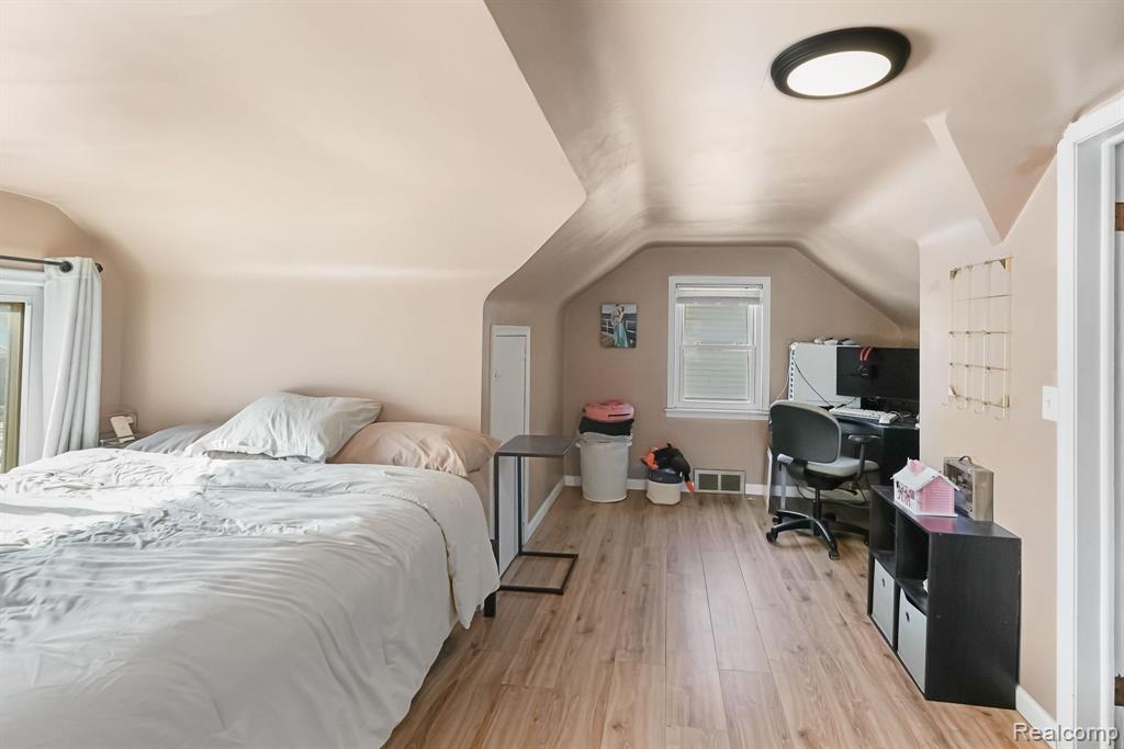 6743 MEADOW Avenue, Warren, MI 48091 — Photo 18