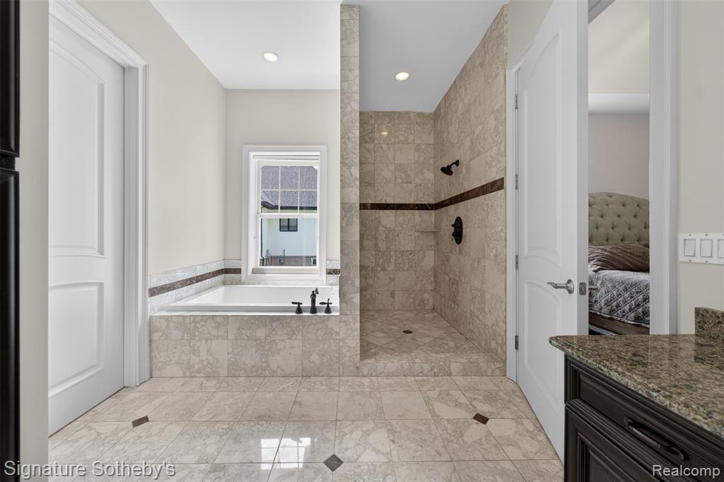 900 Hill Hollow Lane, Milford, MI 48381 — Photo 18