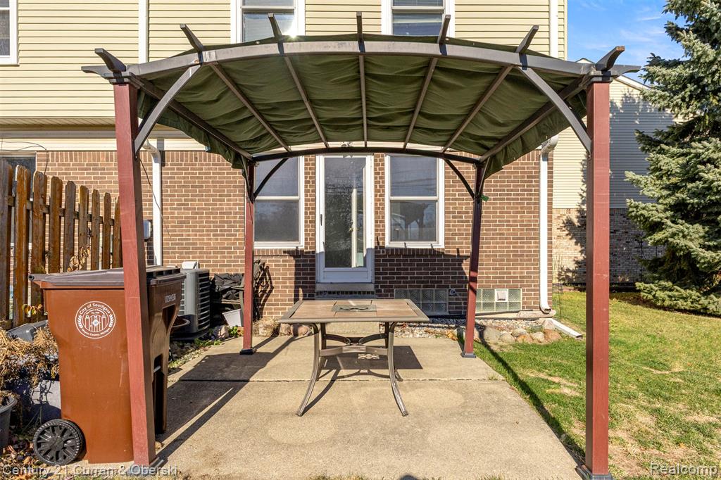 16685 Rudgate Street, Southgate, MI 48195 — Photo 36