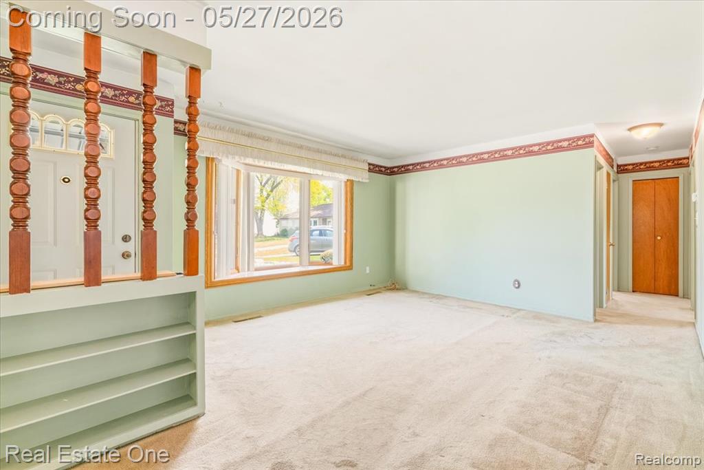 29737 Brandt Court, Garden City, MI — Photo 11
