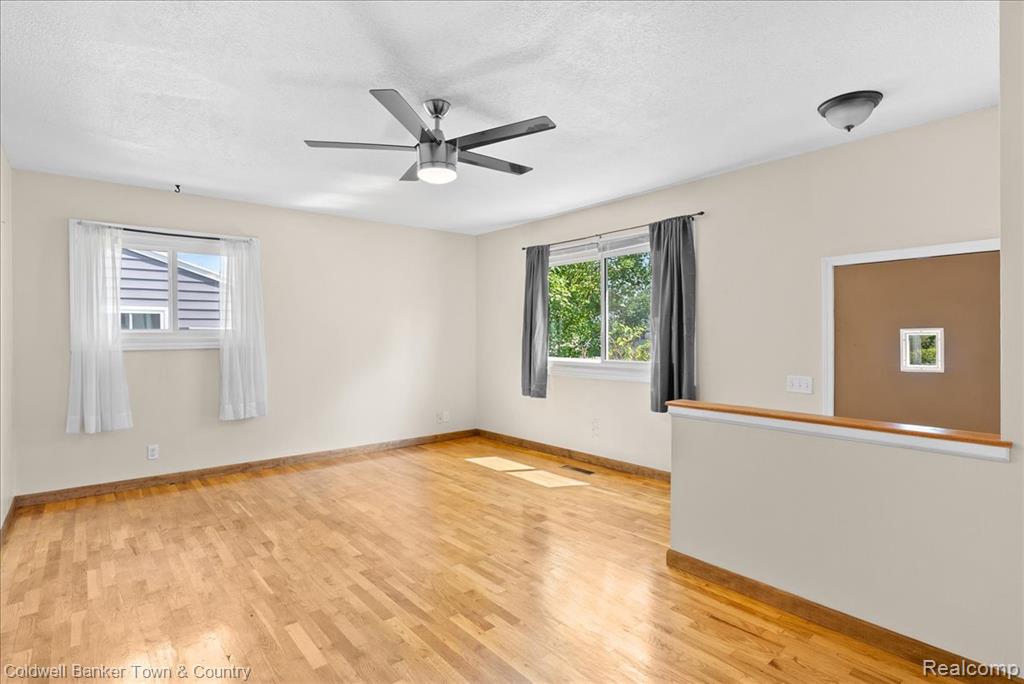 4820 Burchfield Avenue, Lansing, MI 48910 — Photo 5