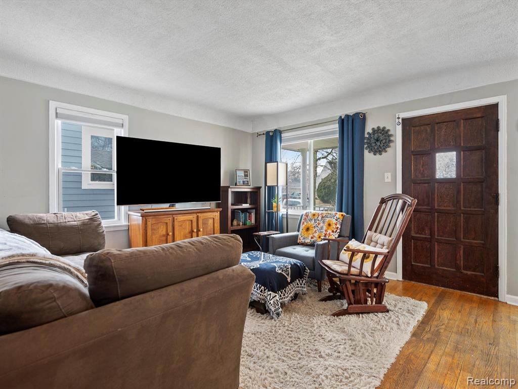 721 HELENE Avenue, Royal Oak, MI 48067 — Photo 3