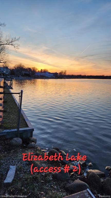 5010 Cass Elizabeth Road, Waterford, MI 48327 — Photo 28
