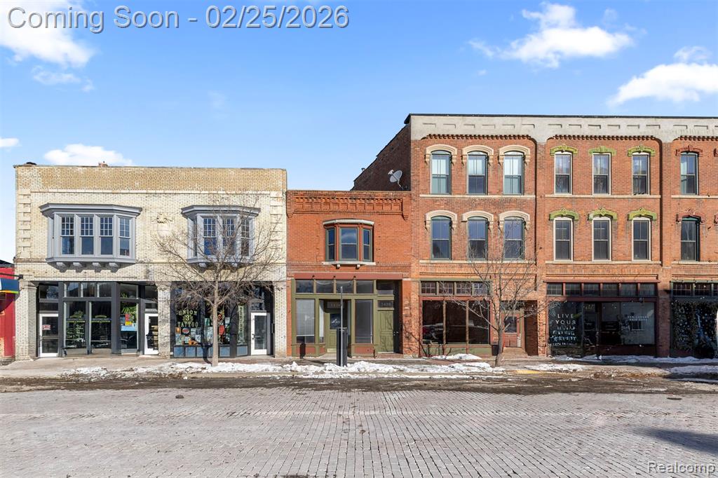 1438 Michigan Ave