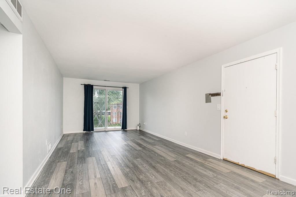 54795 Shelby Road, 87, Utica, MI 48316 — Photo 4