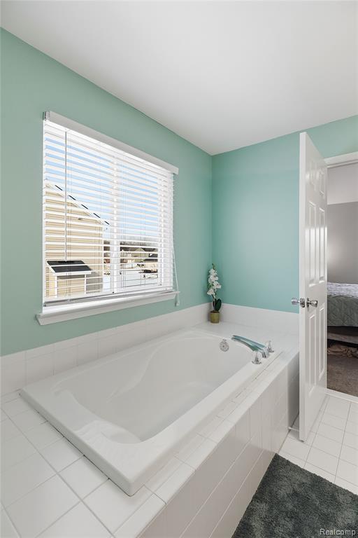 7167 Colchester Lane, Ypsilanti, MI 48197 — Photo 32