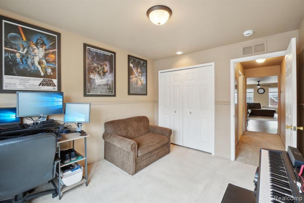 53128 E PROVIDENCE Drive, Shelby Twp, MI 48316 — Photo 19