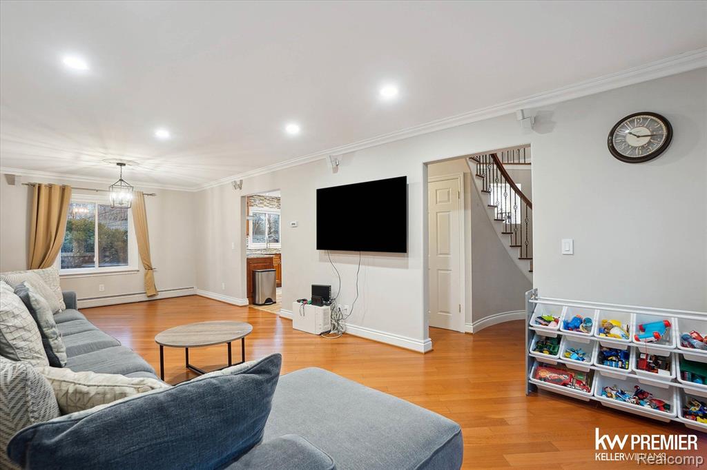 5584 Pembury Lane, West Bloomfield, MI — Photo 5