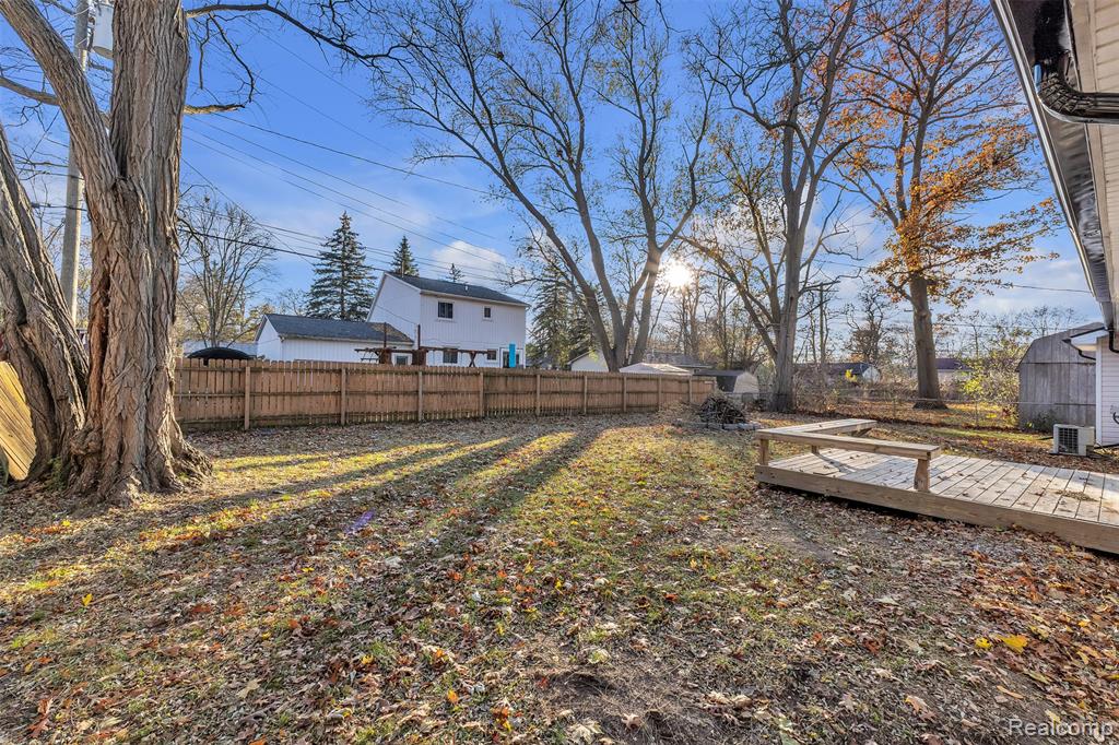 9063 Ashdown Avenue, White Lake, MI — Photo 40