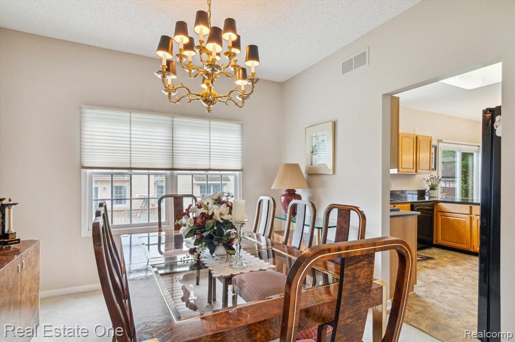 41694 KENILWORTH Lane, Novi, MI 48377 — Photo 7