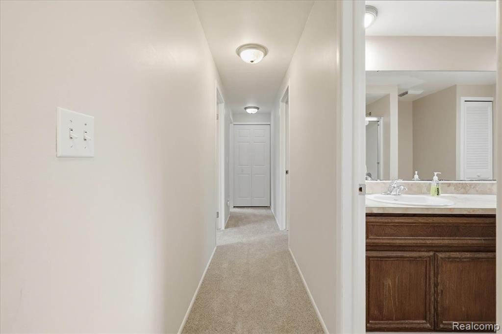 5105 Mohawk Avenue, Clarkston, MI 48348 — Photo 26