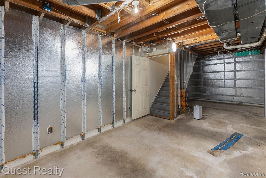 108 MAPLEGROVE Drive, Clawson, MI — Photo 20