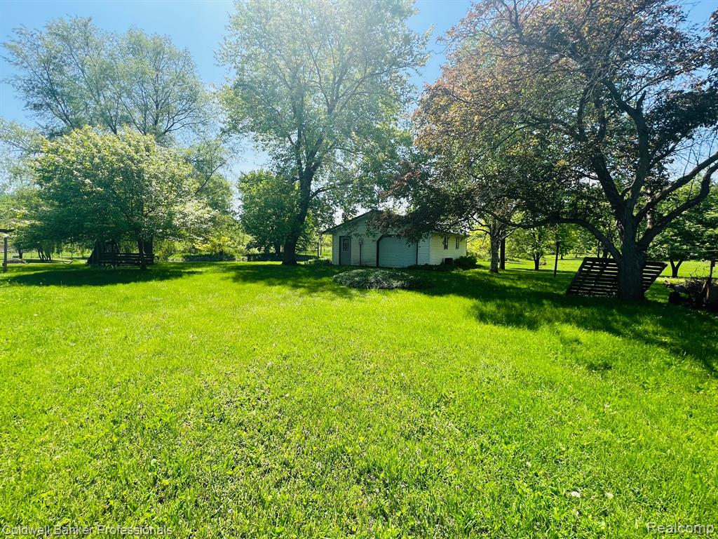 6125 JEFFERSON Road, North Branch, MI 48461 — Photo 11