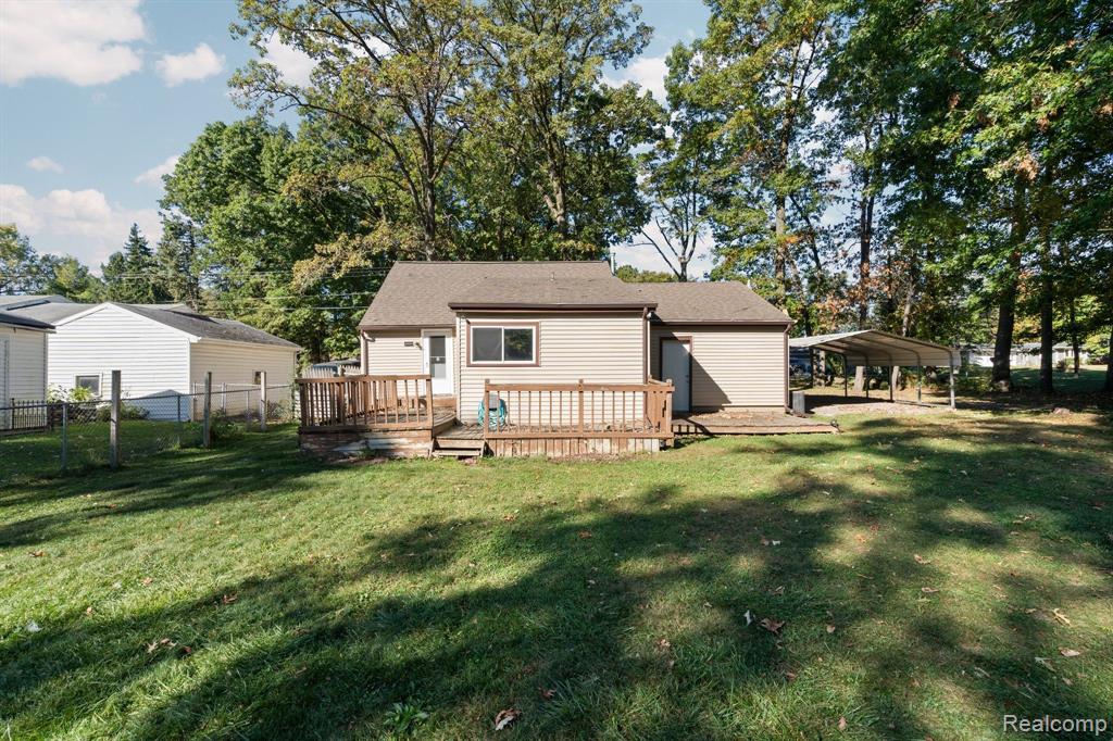 917 LOWELL Avenue, Jackson, MI 49202 — Photo 3