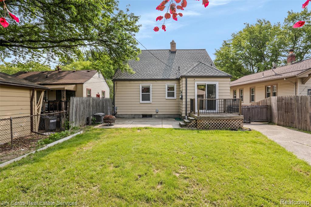 716 S Dorchester Avenue, Royal Oak, MI 48067 — Photo 18