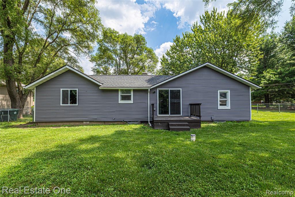 708 Birmingham Street, Lake Orion, MI 48362 — Photo 26