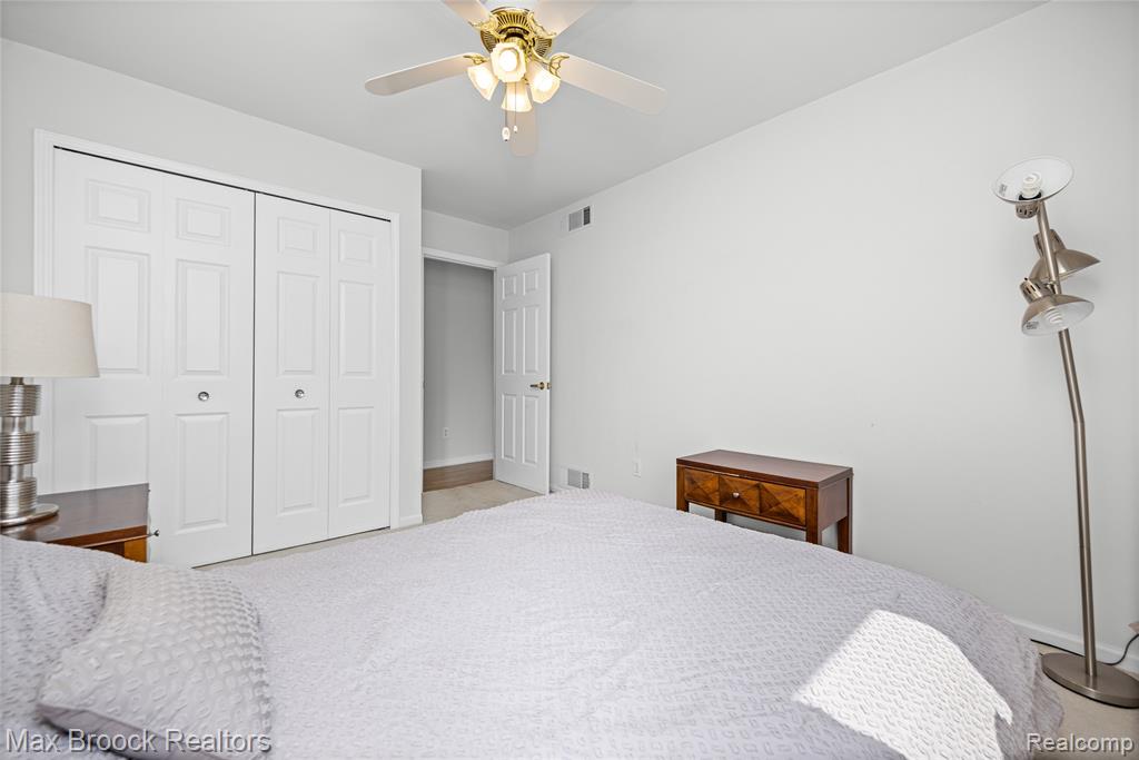 35263 Kings Forest Boulevard, Clinton Twp, MI 48035 — Photo 23